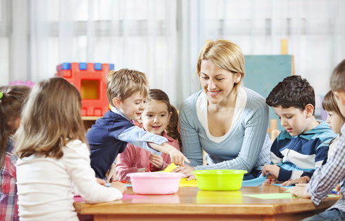 Erzieher In Jugend Und Heimerziehung Ausbildung www.azubis.de